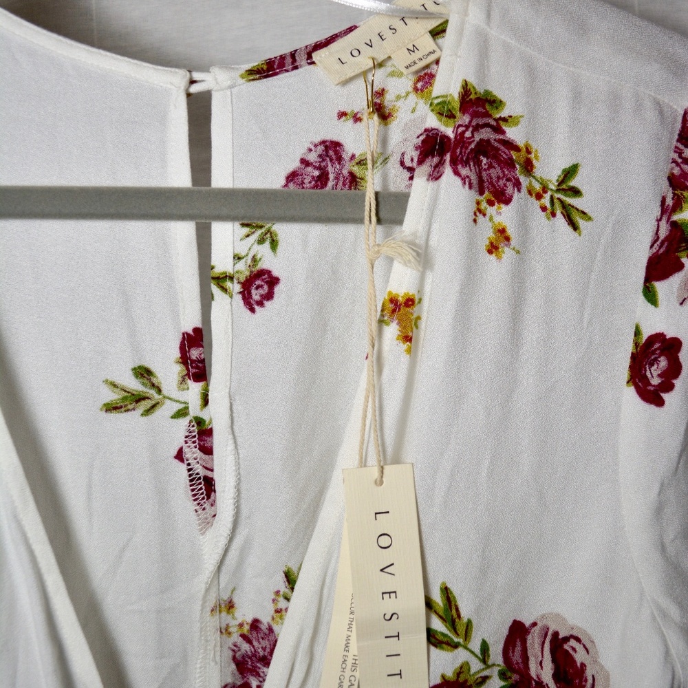 NWT Love Stitch Floral Romper - Picture 3 of 5